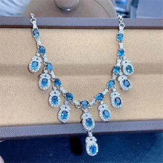 Elegant Topaz Pendant Choker Necklace