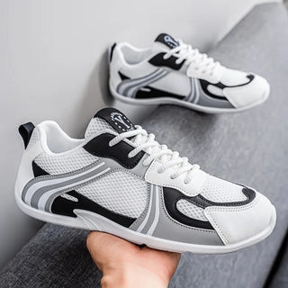 Plus Size Outdoor Men Sports Shoes Fashion Fitness Running Sneakers Male Mesh Breathable Walking Tennis Shoes Casual Trainers