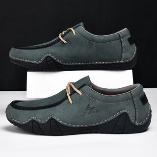 New 2025 Fashion Handmade Leather Casual Men Shoes Design Sneakers Man Loafers Breathable Low Top Flat Shoes Driving Plus Size48