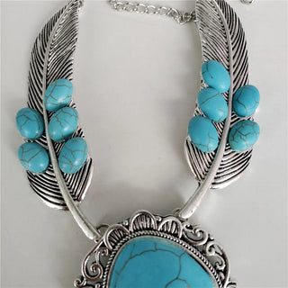 Long Vintage Indian Feather Necklace