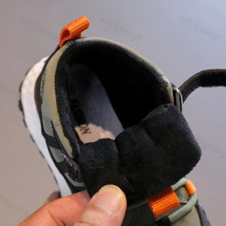 Childrens Sneakers 2025 Autumn Winter Boys Sport Shoes Girls Plush Warm Cotton Casual Shoes Studnet High Top Outdoor Ankle Boots