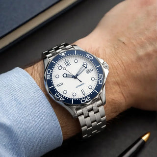 Automatic Water Resistant Men's Wristwatch