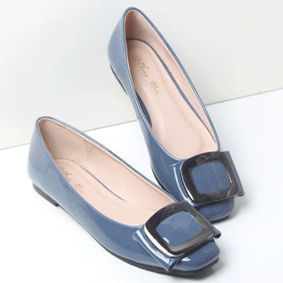 Soft Sole Metal Decoration Leather Shoes