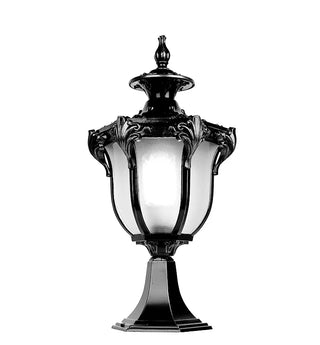 Courtyard Villa Style Outdoor Post Light