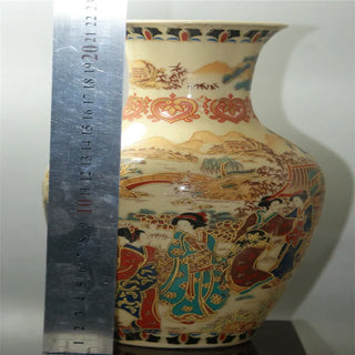 Old Glaze Collectible Porcelain Painted Vases