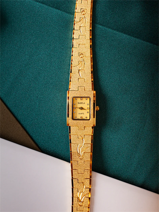 Women's Carved Pattern 24K Gold Wristwatch