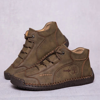 Fashion Men Ankle Boots Handmade Mens Boots Lightweight Mens Designer Boots Outdoor Sneakers Leather Work Boots Plus Size 38-48