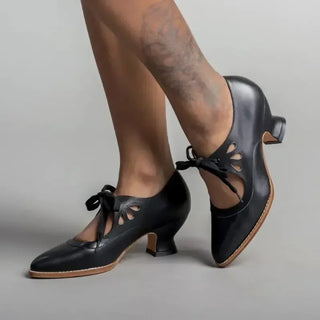 Women's Hollow-tied Chunky Heels Shoes