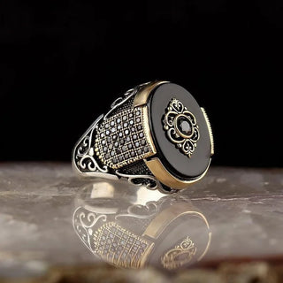 Vintage Carved Eagle Signet Ring