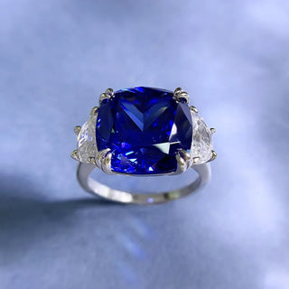 Vintage High Carbon Diamonds Gemstone Ring