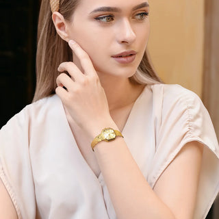 Ladies Luxury Golden Quartz Wristwatch