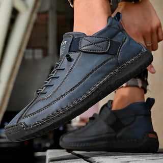 Men's Classic Shoes Comfortable Fashionable Soft Sole Casual Lace Shoes Business Office Commuting Walking Retro High Top Shoes