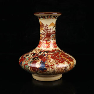 Exquisite Handmade Porcelain Painted Vase
