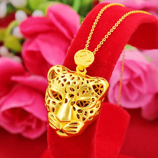 Eye-catching Exquisite Fashion Leopard Pendant